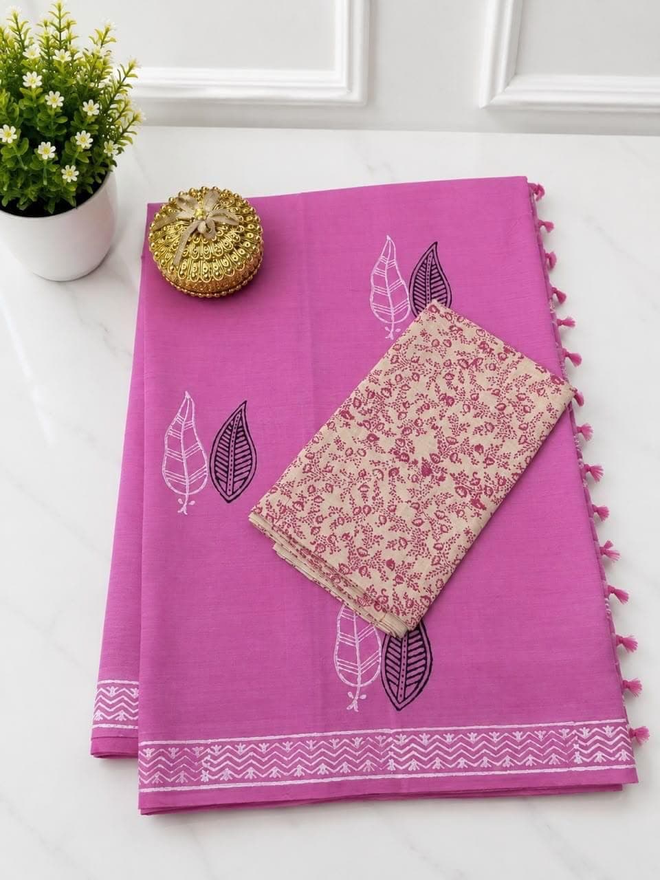 MK Malabar Kasavu Fuchsia Pink Linen Cotton Saree